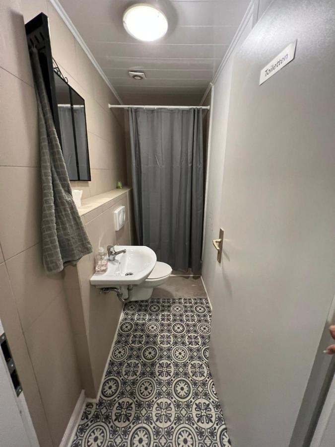 Adam'S Hostel - Self Check-In & Only Private Rooms Düsseldorf Exteriér fotografie
